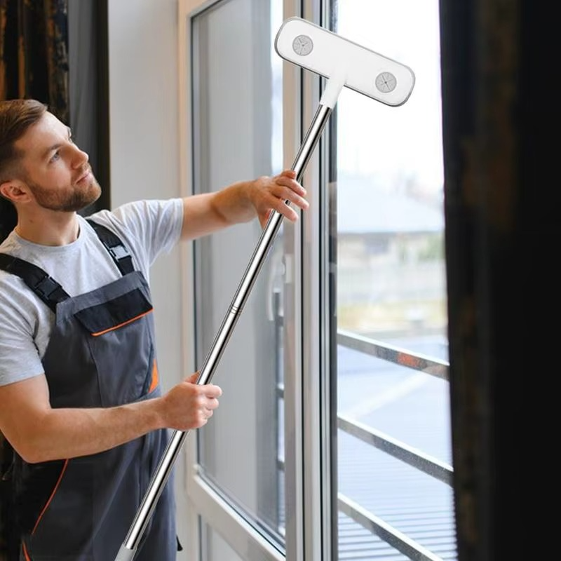 Sweepiq™ – Netzfenster-Reinigungsbürste