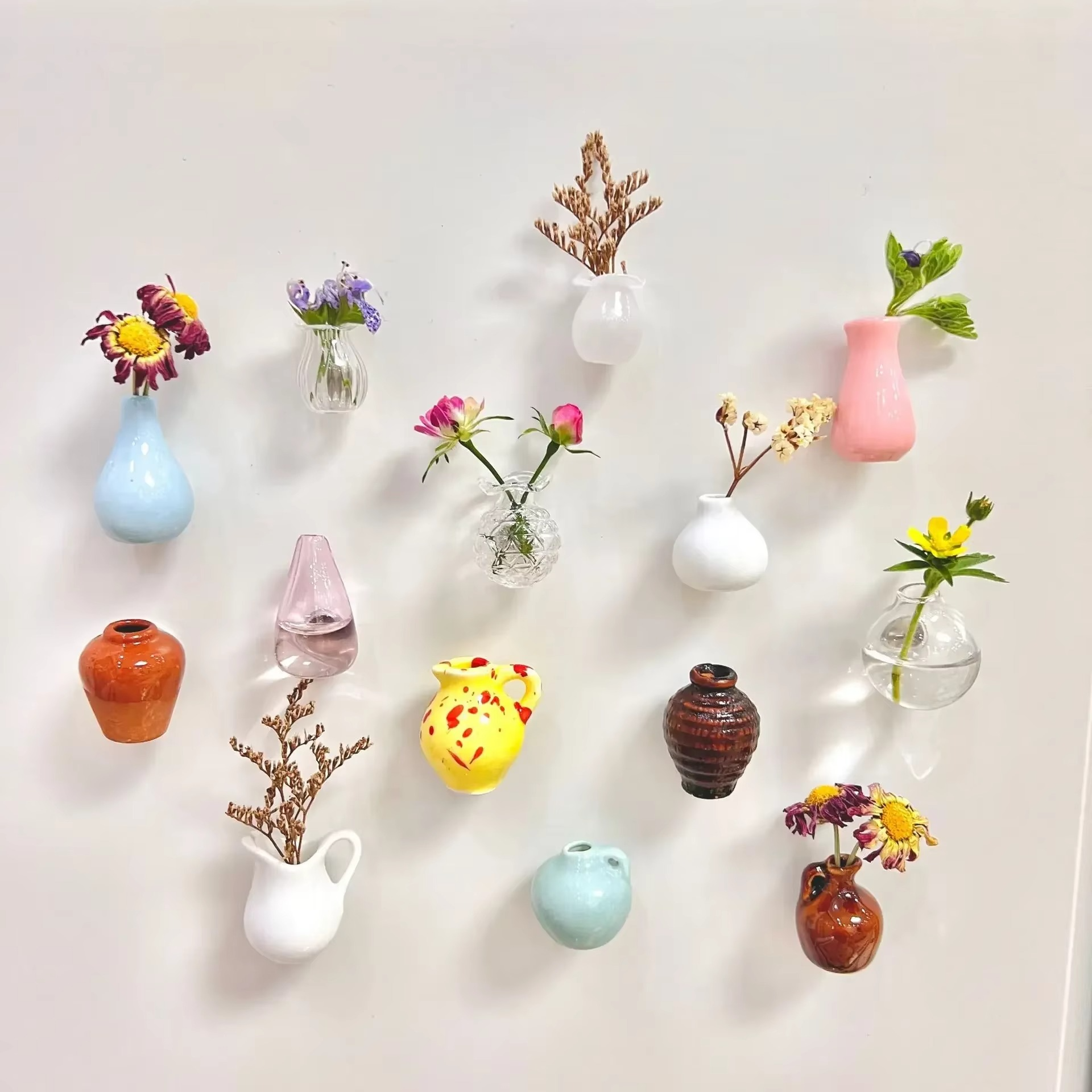 MagFlora™ – Mini Magnetische Vasen (5er-Set)