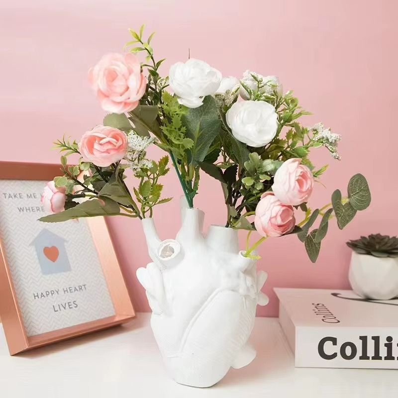 HeartBloom™ – Herzförmige Vase